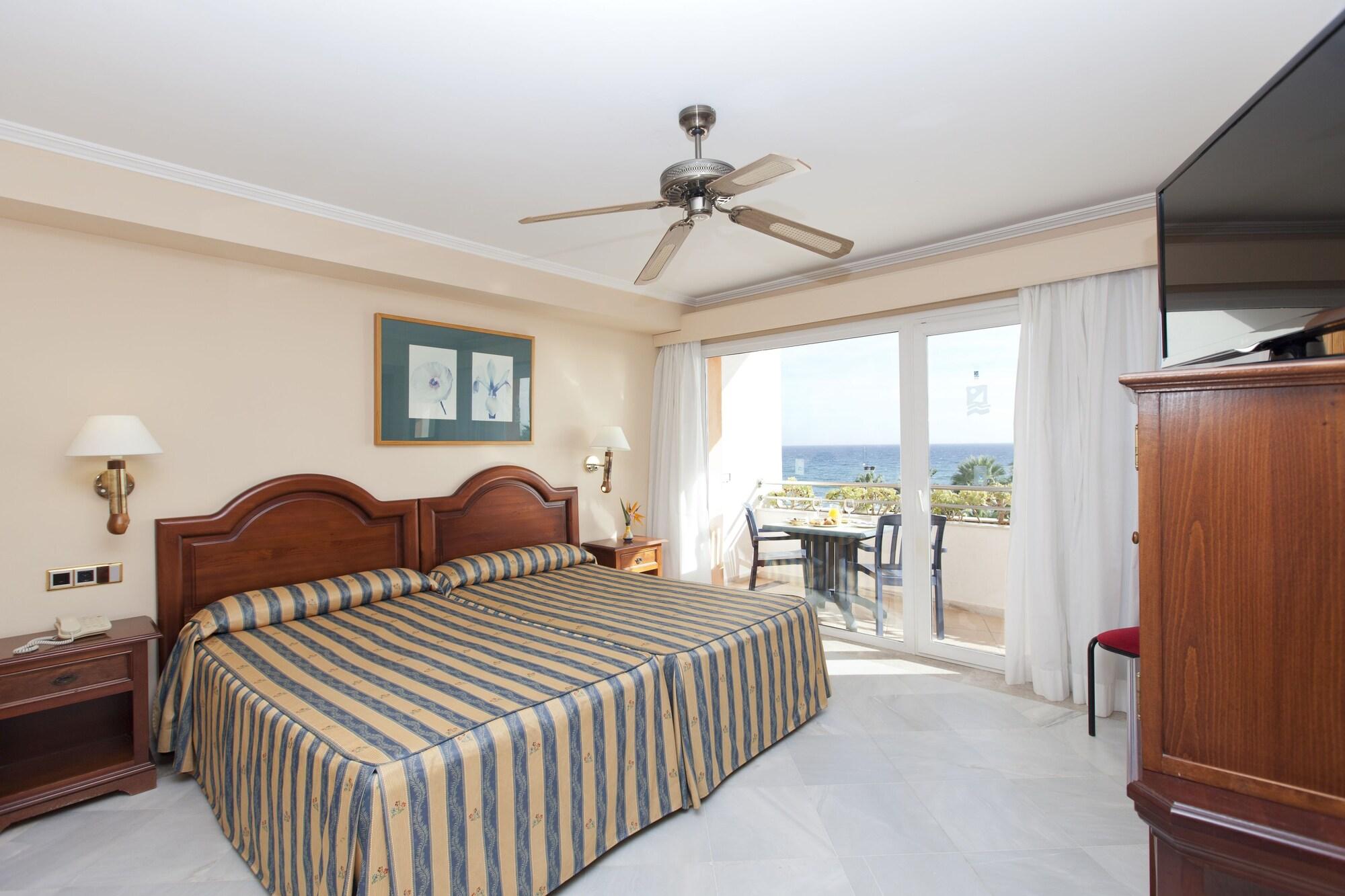 Marbella Playa Hotel Экстерьер фото