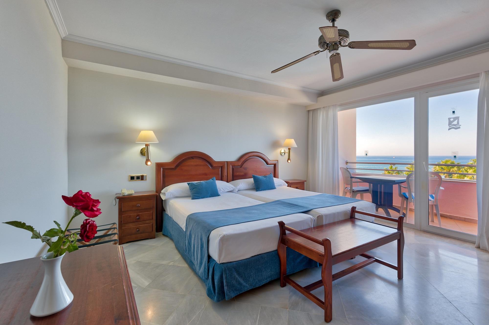 Marbella Playa Hotel Экстерьер фото