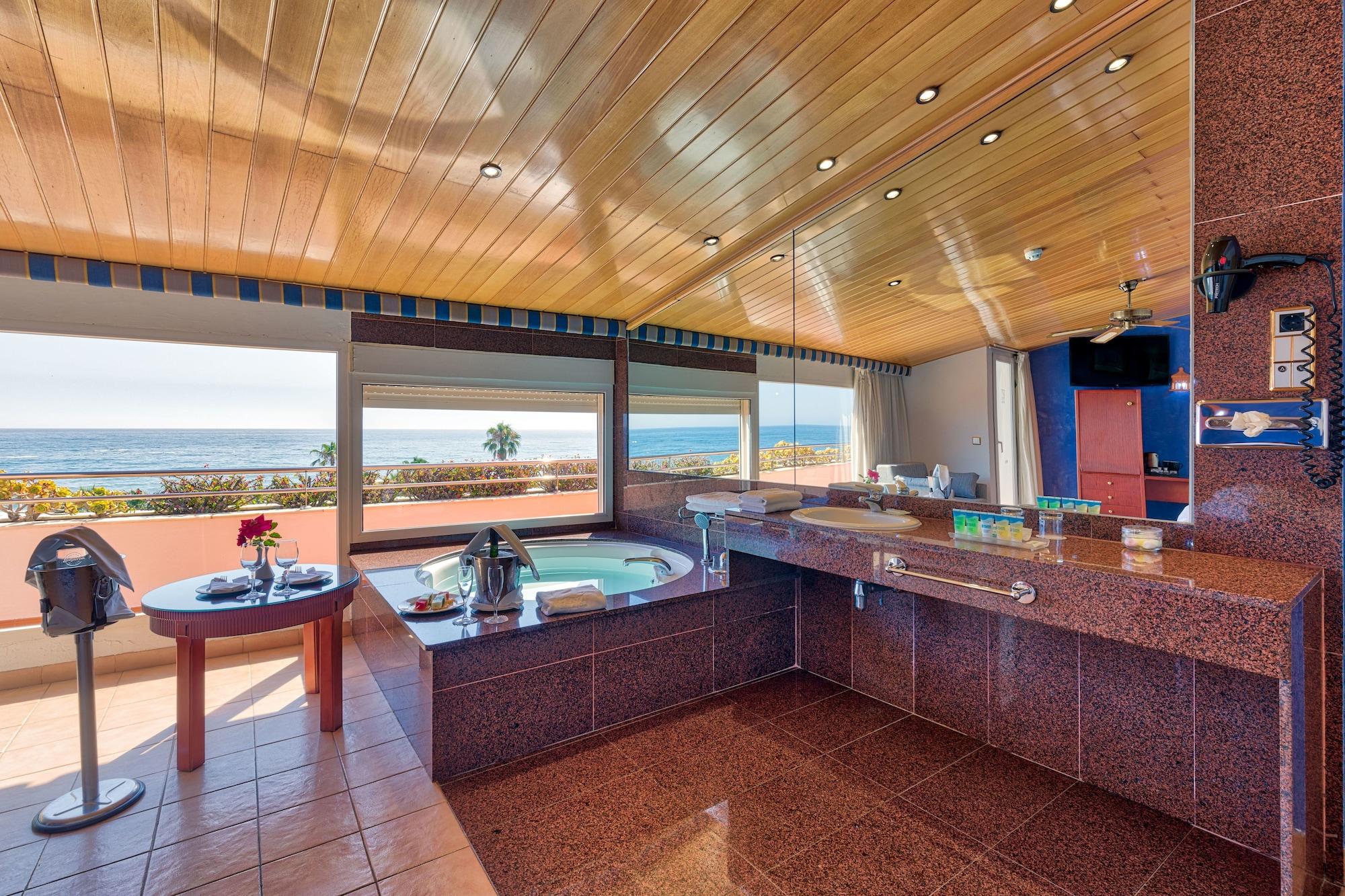 Marbella Playa Hotel Экстерьер фото