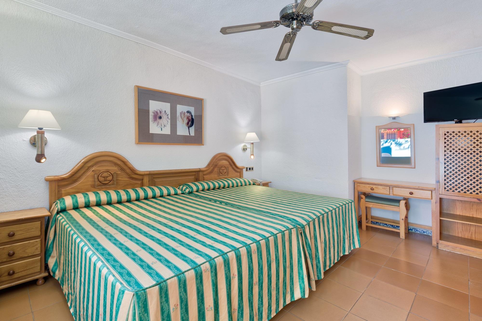 Marbella Playa Hotel Экстерьер фото