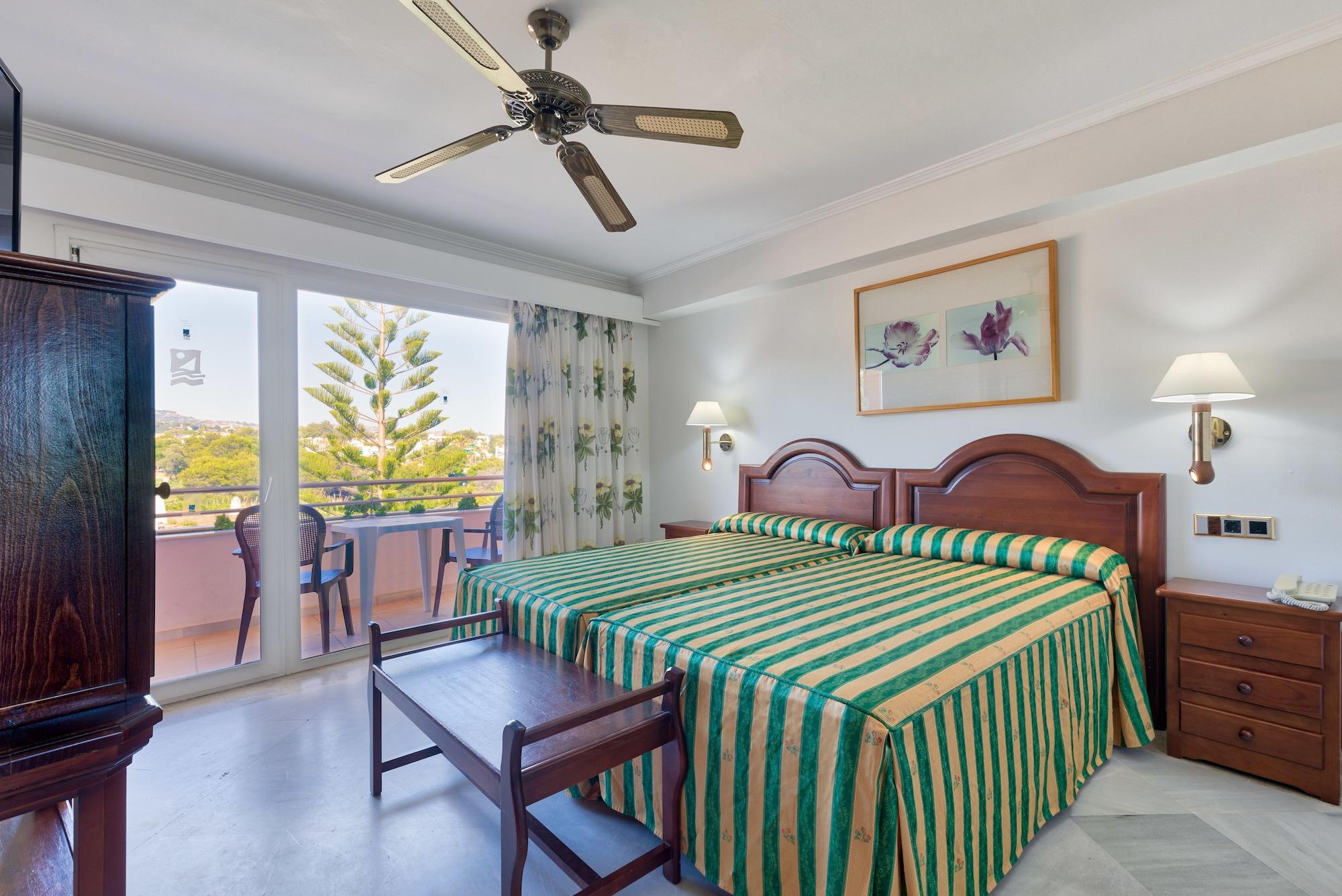 Marbella Playa Hotel Экстерьер фото