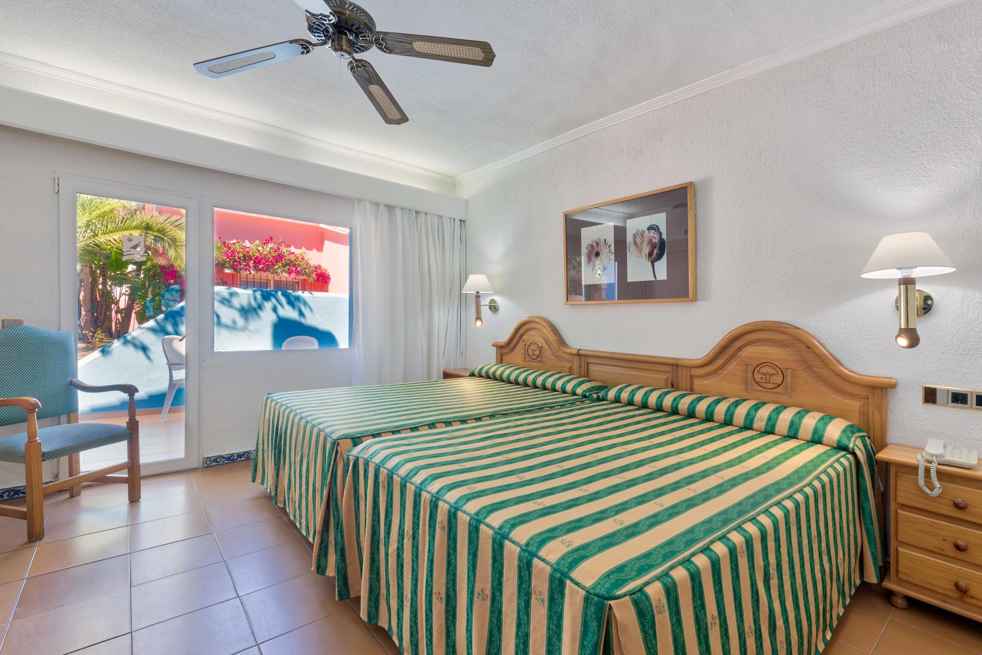 Marbella Playa Hotel Экстерьер фото
