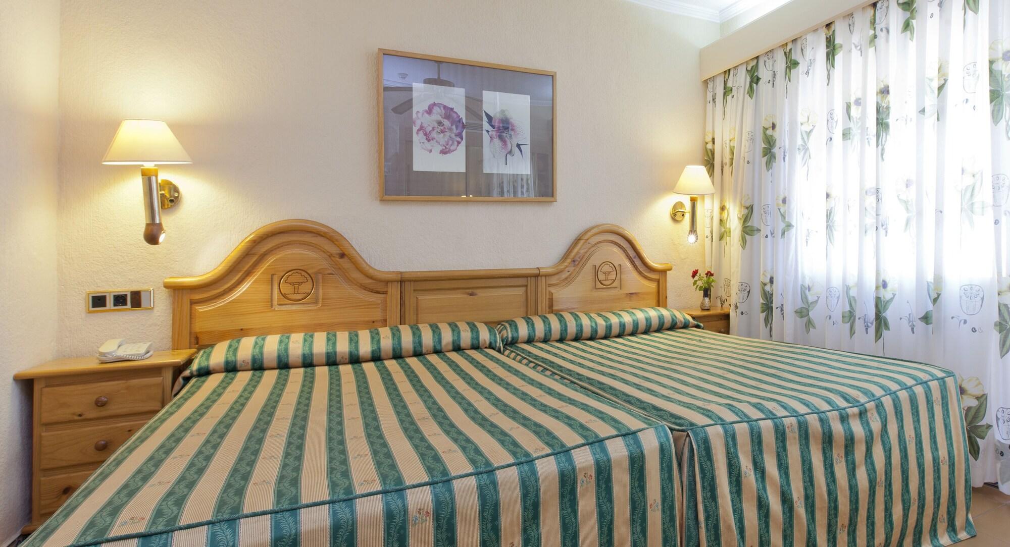 Marbella Playa Hotel Экстерьер фото